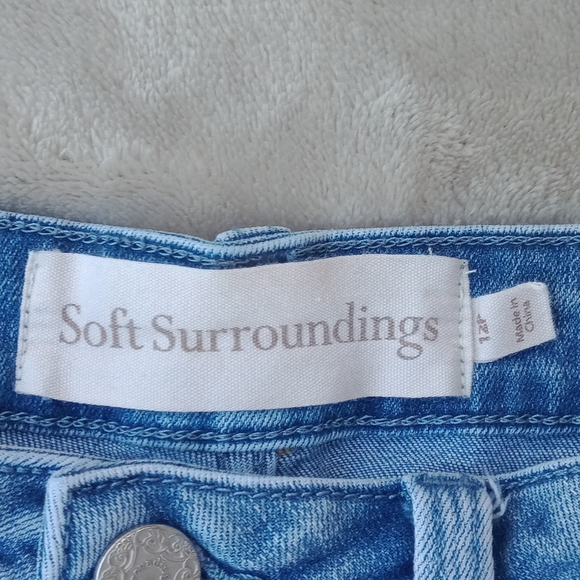 102 Soft Surroundings High Waist Wide Leg Soft Denim Jeans - Picture 5 of 6